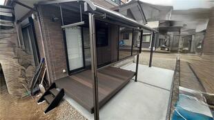 2025/11/03　物干しテラス（スピーネ）とデッキ（デッキDC）を設置