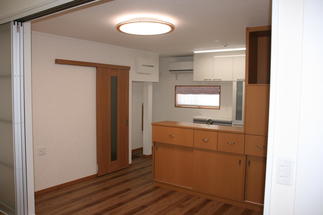 和室からダイニングキッチン