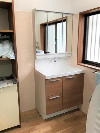 洗面化粧台　After