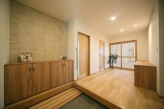 ゆとりある住まいでこその広々ホール