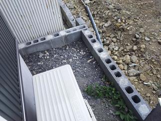 メッシュフェンス設置部分　施工前