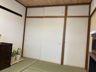 新しい物入には日常使いのものを。