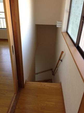 新しい階段は、段数も増え、勾配もなだらか緩やか！