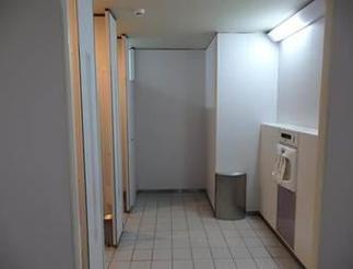 女子トイレ①Before