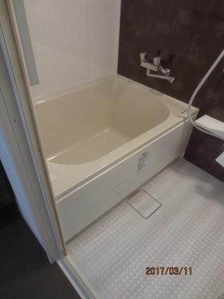 スタイリッシュな浴室