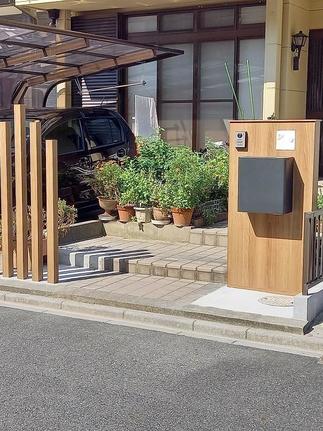 スタイリッシュな玄関周り