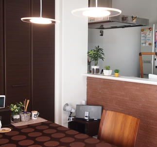 エコカラット　ブルックリンボーダー(ブラウン)使用