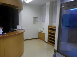 下駄箱とうがいコーナー（ビフォー）