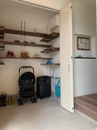 玄関には大容量のｼｭｰｽﾞｸﾛｰｾﾞｯﾄ