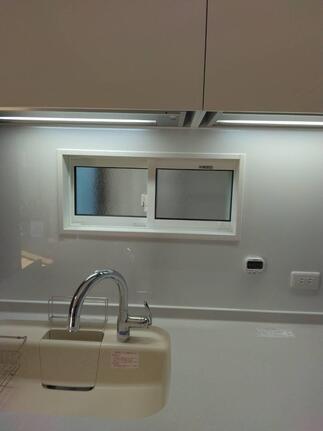 キッチン窓After