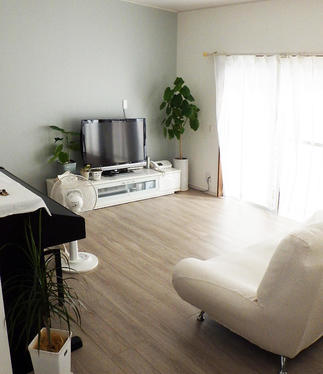 リビング　after まるでインテリア雑誌から抜け出したような空間に！