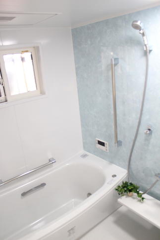 さわやかなアクセントパネルでわが家らしい空間に。