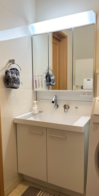 LIXIL　ピアラ３面鏡 750