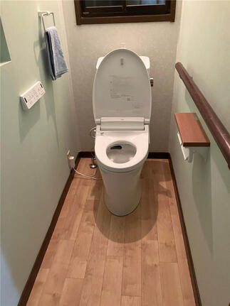 LIXIL　アメージュ便器