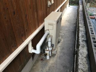 施工後　給湯器廻り