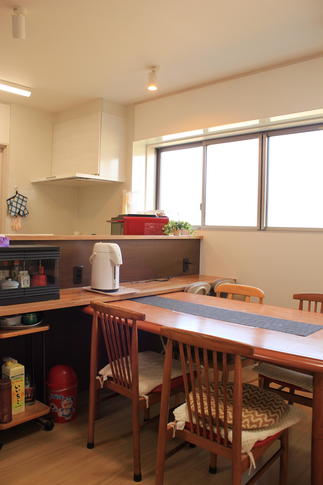 フレキシブルにつかえるダイニング