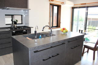 主役のキッチン　~LIXIL　リシェルSI~