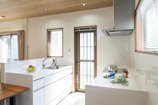 使い勝手にこだわった念願の対面キッチン