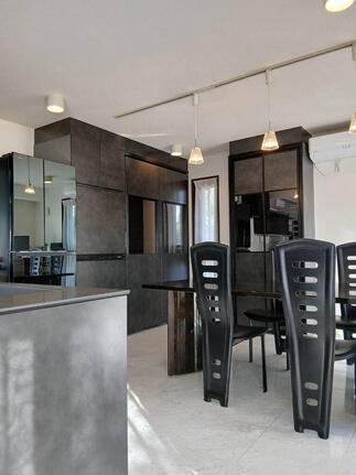 洗練されたブラックが上質な空間を演出