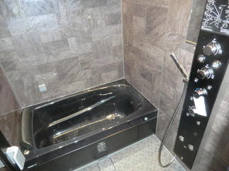 オールブラック