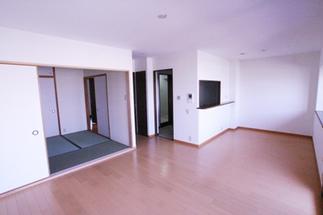 ４．５畳に減らしてその分リビングを広くしたい、とのご要望でした。