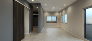 プライベートな時間も豊かに（2階寝室）