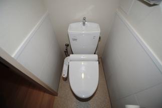 トイレ腰壁　エコカラット