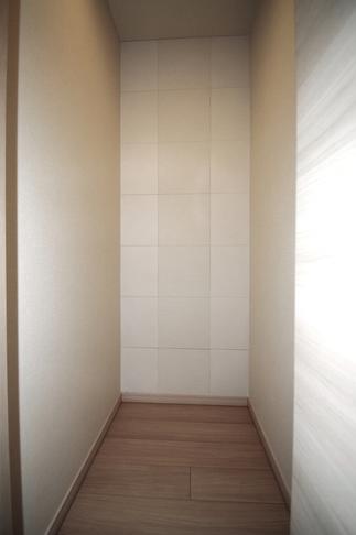 納戸壁　エコカラット