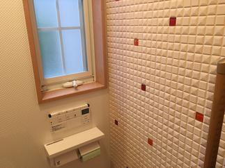 トイレ壁面　エコカラットプラス　シャイリー