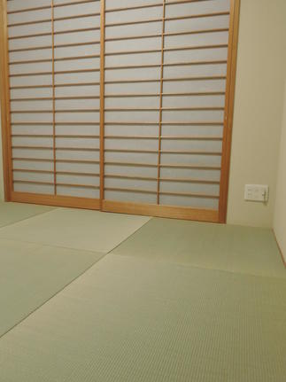 和室の障子紙張り替え 