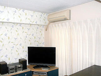 アートスクールに通う娘さんが中心となって選ばれたかわいい夢のある壁紙たち