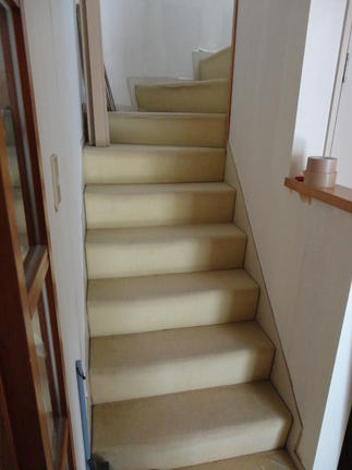 ビフォー　階段