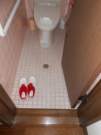 施工前のトイレ