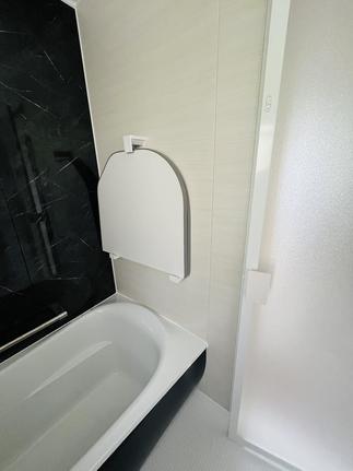 浴槽が広がり蓋もコンパクトに収納