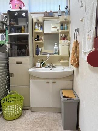 理想のカウンターに出会えた、こだわり洗面化粧台