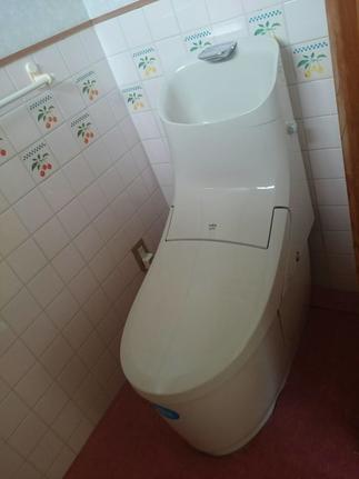 プレアスＨＳへ取り替え。手洗いがシャワー吐水となっており、手が洗いやすくなったと好評です。