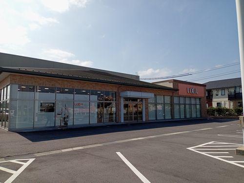 リクシル店舗.jpg