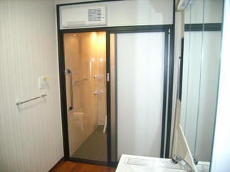 開き戸から引戸へ。