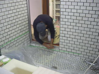 いつもの職人さんです☆養生も施工も完璧です☆