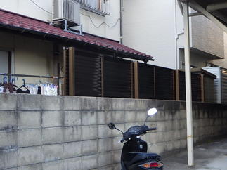 通風が出来る目隠しフェンスです。