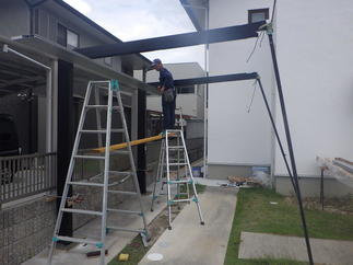 骨組み組立状況。