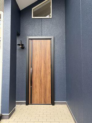 玄関の静電気ストレスを解消！補助金を賢く使って内窓もお得に新設！