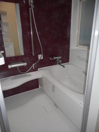 寒い冬場でも、冷ヤッとしないサーモフロア