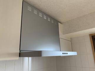 キッチン　レンジフード　施工後