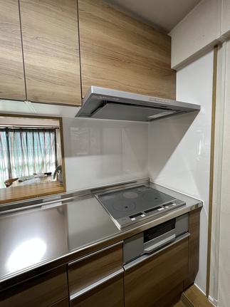 清掃しやすいレンジフードでお手入れもラクに！