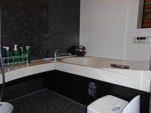 タイルの浴室をユニットバスにリフォーム