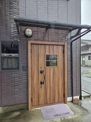 玄関ドア「リシェント」