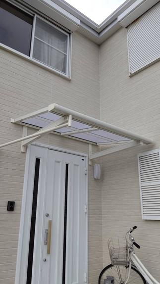 副産物は『玄関内の明るさ』