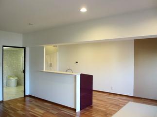 動線を考えたオープンキッチン