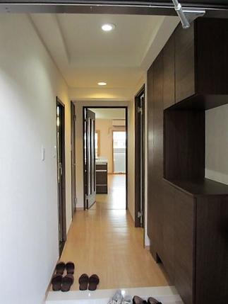 天井を舟床タイプにして低さをカバー